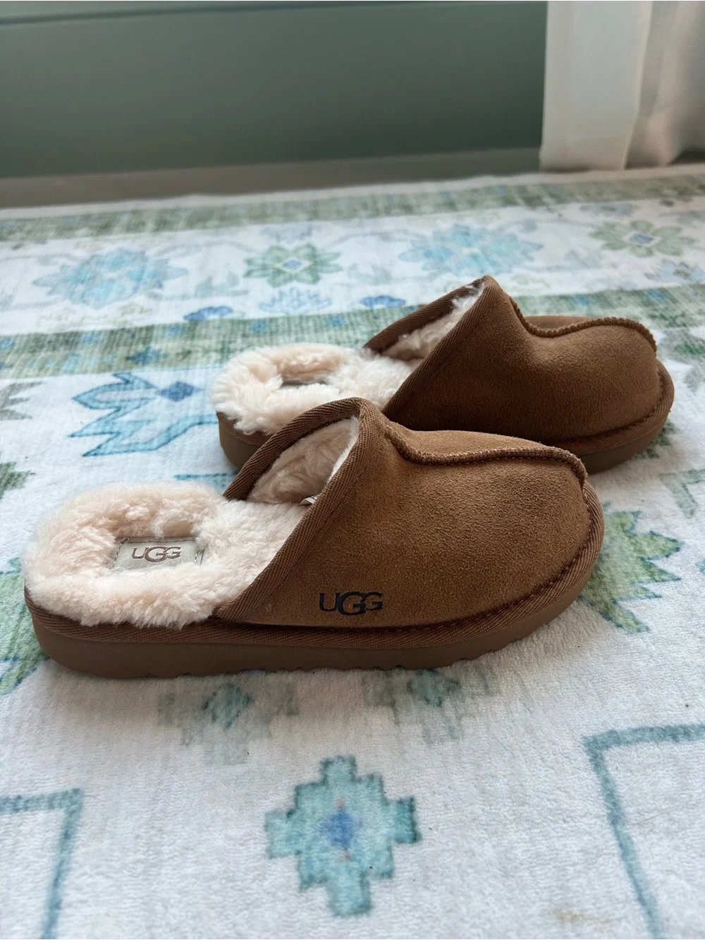 UGG Kids Chestnut Brown Plush-Lined Slip-On Slippers